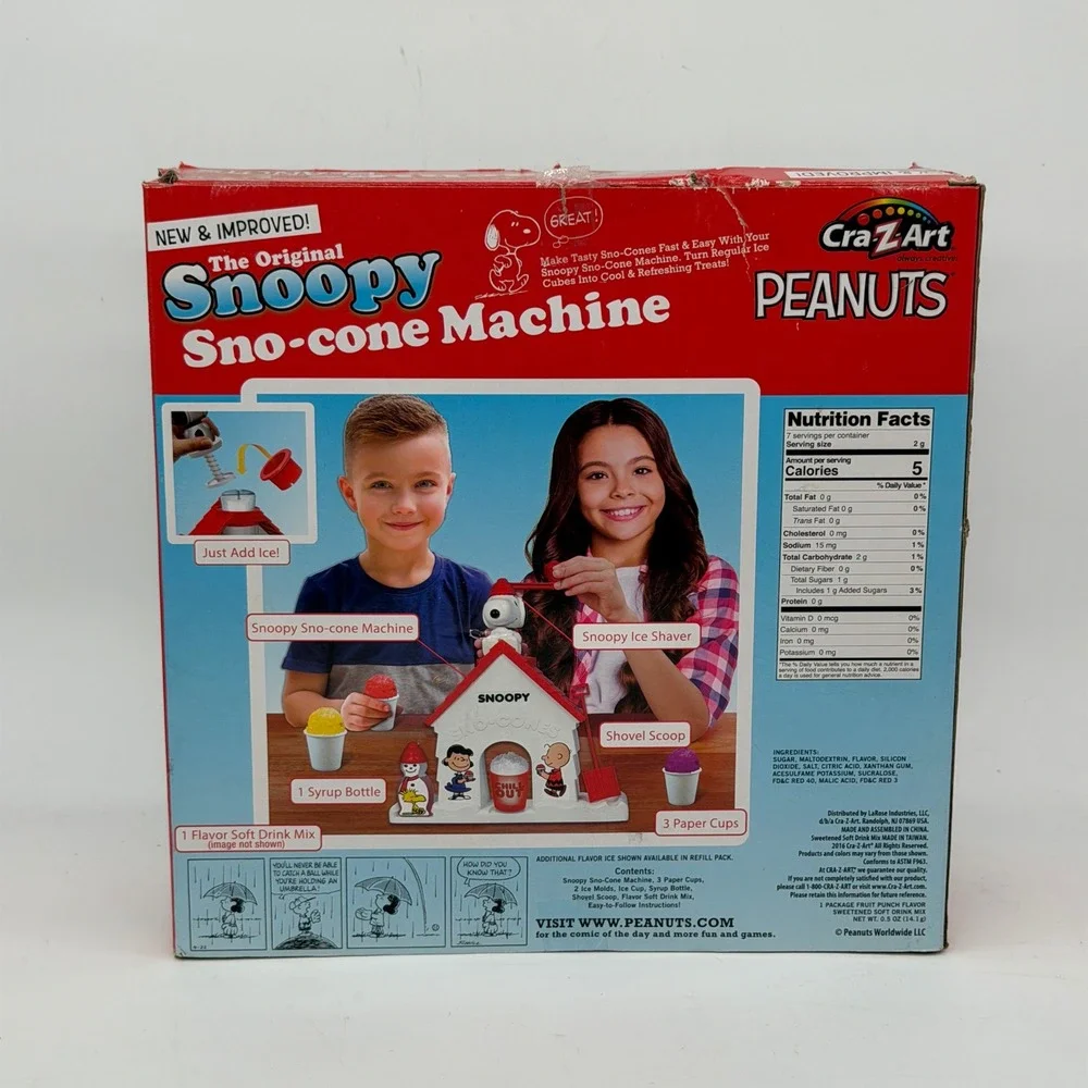 Cra-Z-Art Peanuts Snoopy Sno-cone Machine with 4-Flavor Refill Pack Set NEW